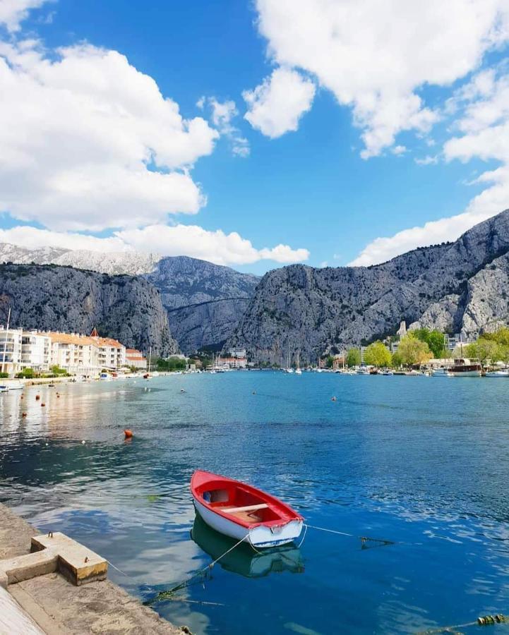 Ferienwohnung Apartman *Sanja* Omiš Exterior foto