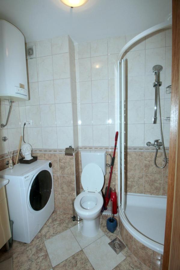 Ferienwohnung Apartman *Sanja* Omiš Exterior foto